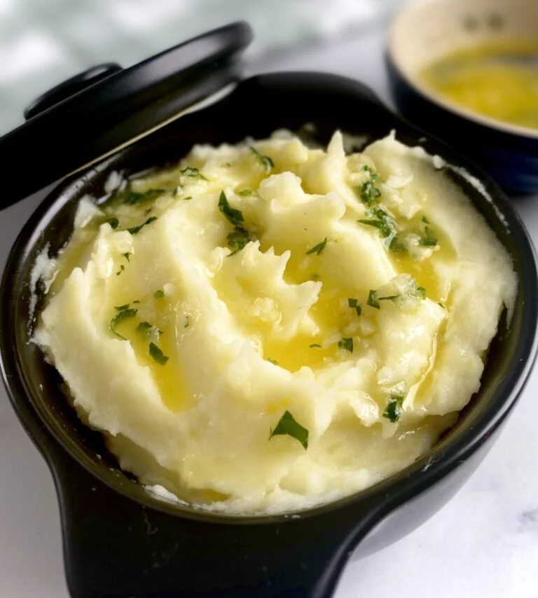 Best Mashed Potatoes with Garlic Butter