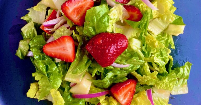 Strawberry Romaine Salad with Green Apple