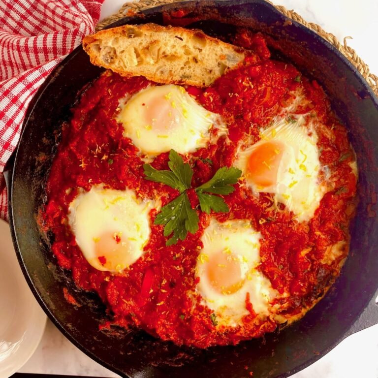 Spicy Harissa Shakshuka