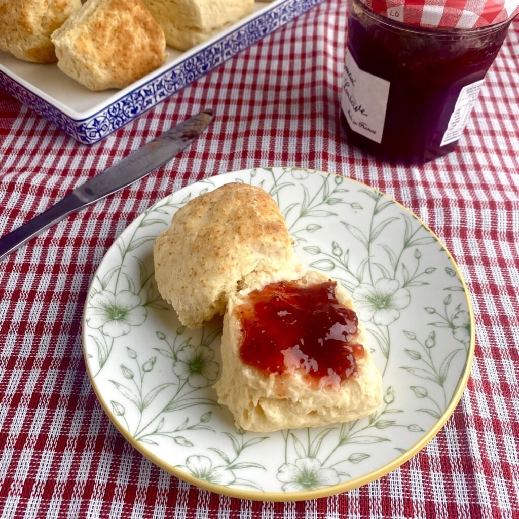 Fluffy Scones wide shot