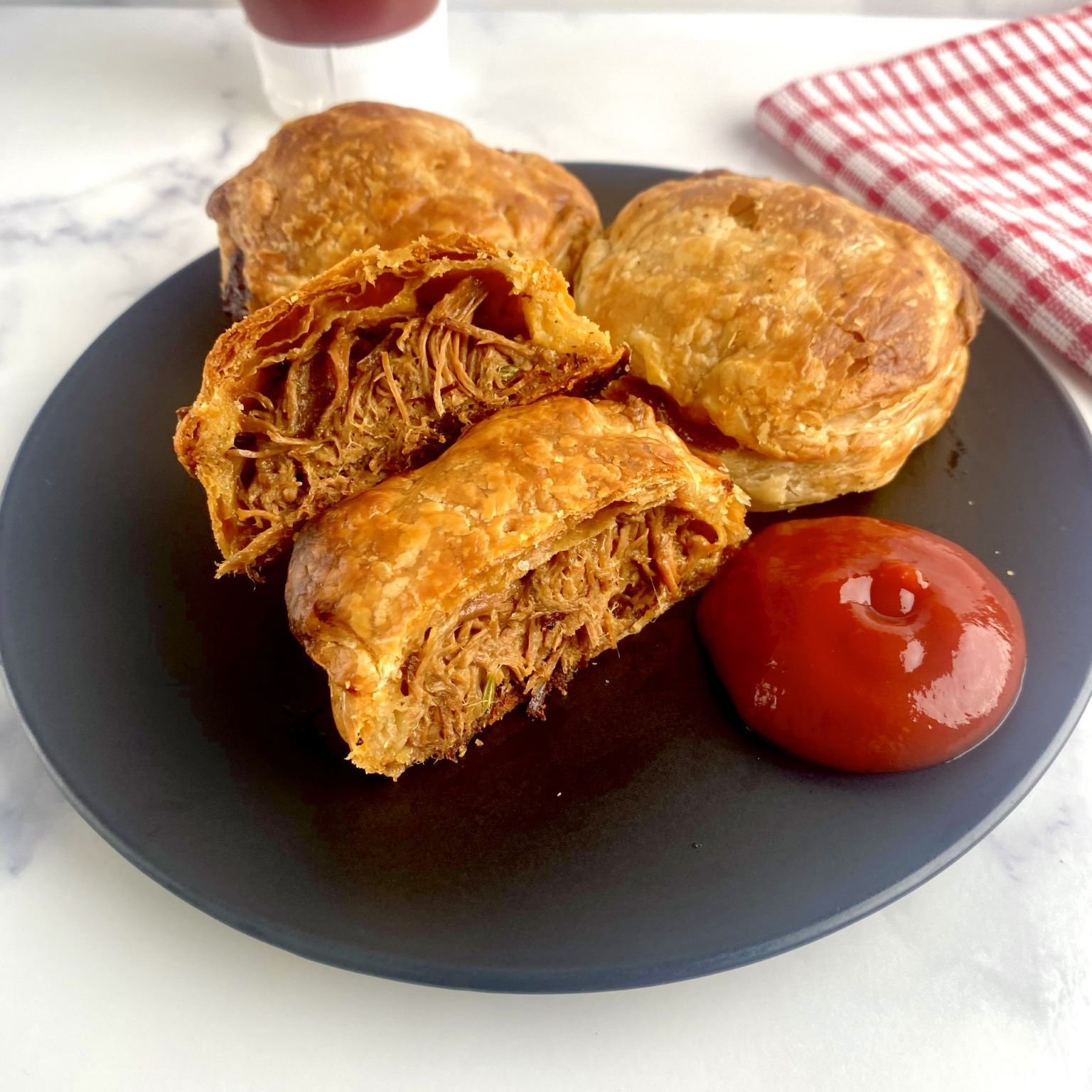 Meat Hand Pies with Beef and Puff Pastry