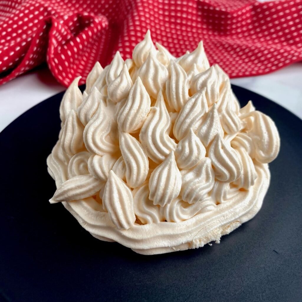 Aussie Pavlova dessert