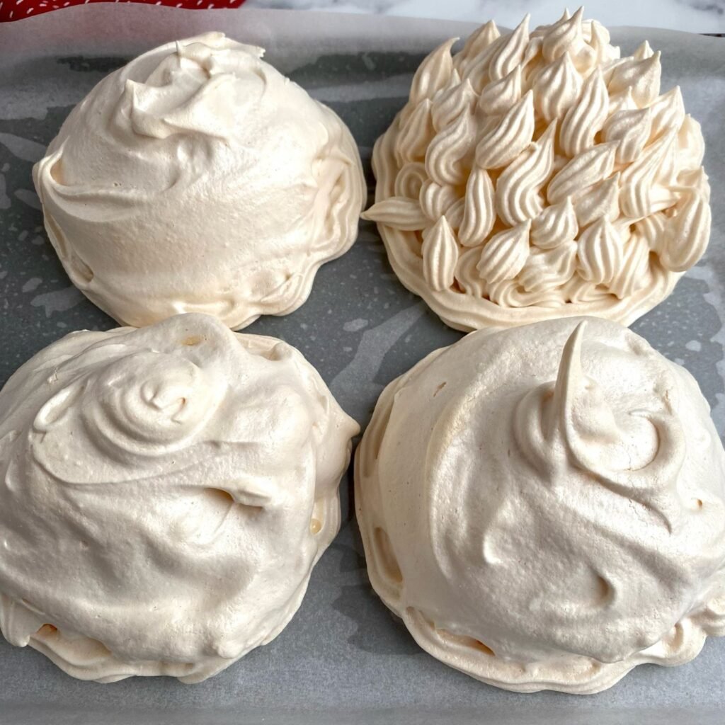 Perfectly baked Meringues