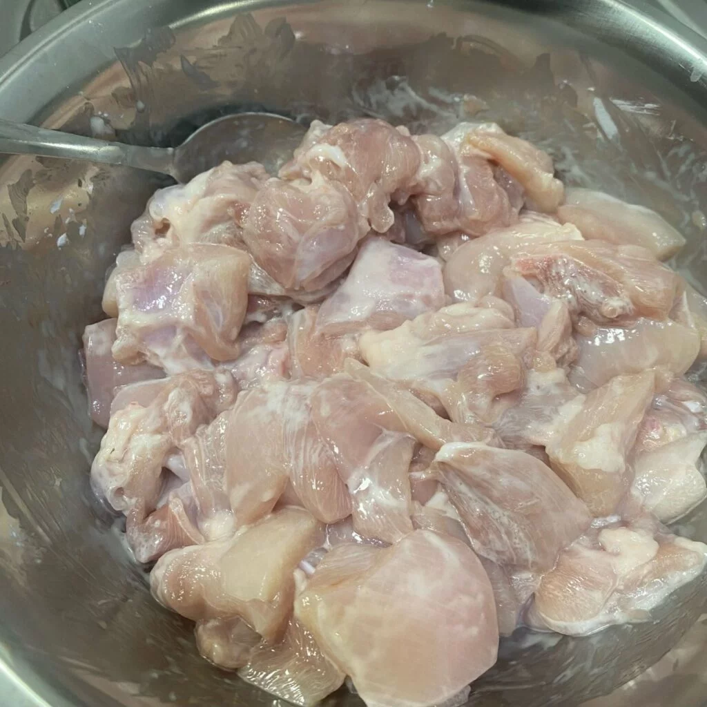 Chicken Pieces in Corn Starch marinade