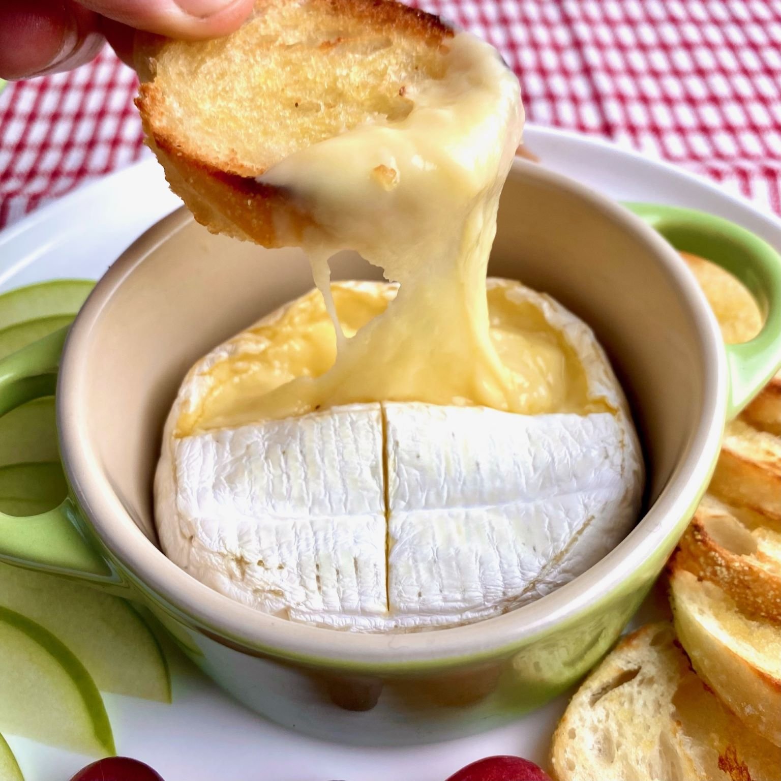 Baked Brie Cheese