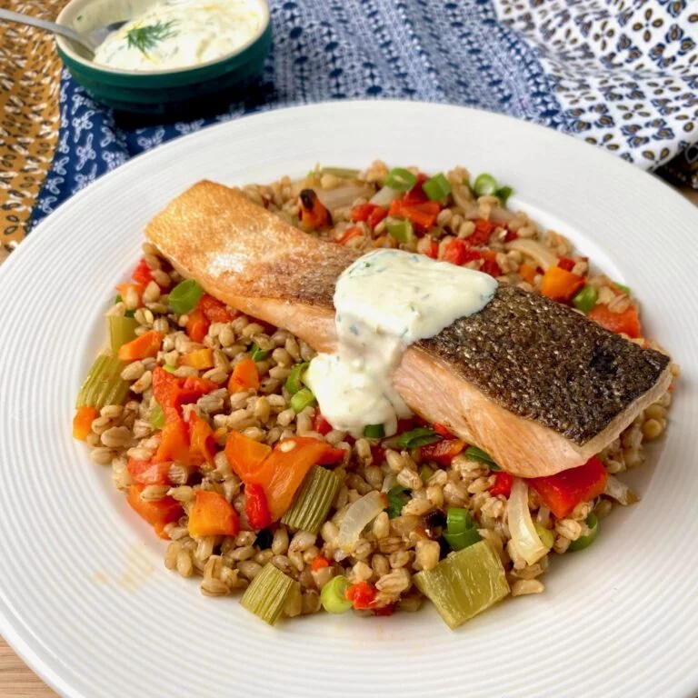 Salmon with Dill Sauce