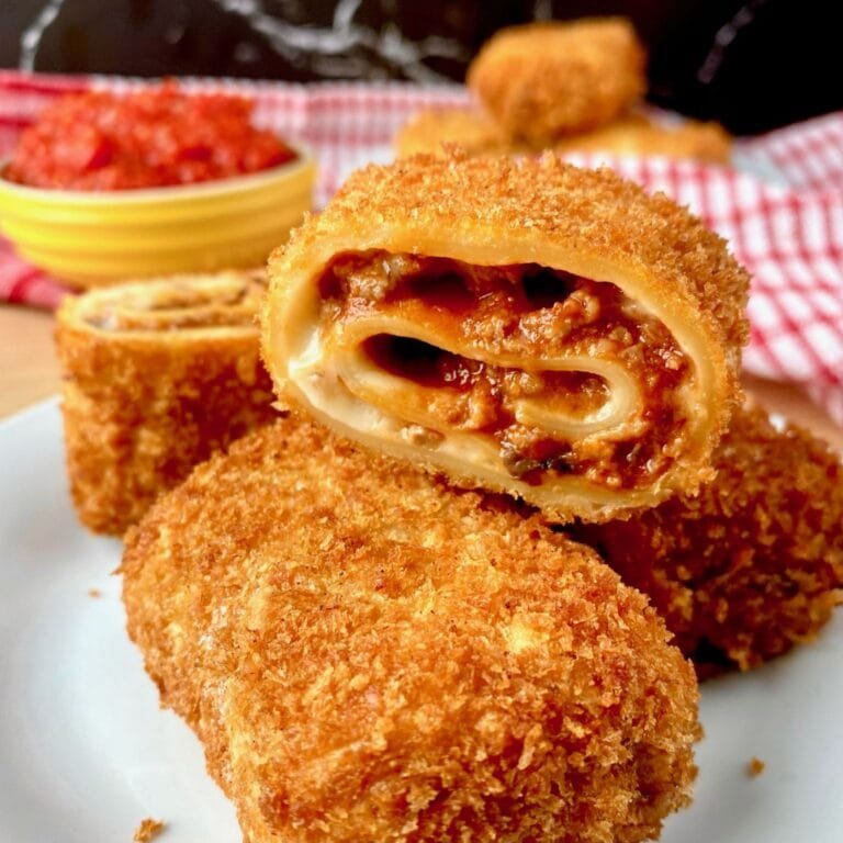 Fried Lasagna Rolls