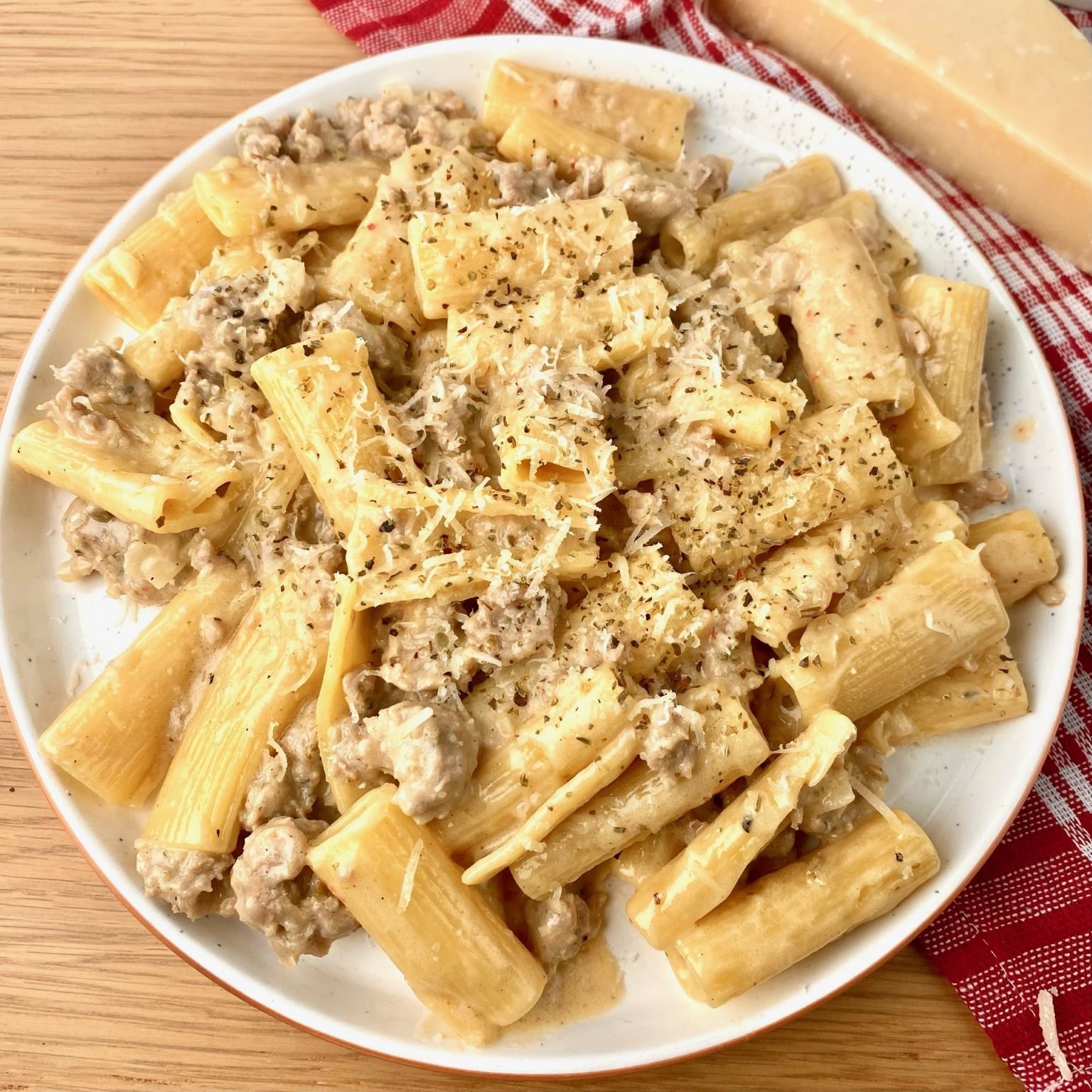 Creamy Sausage Rigatoni