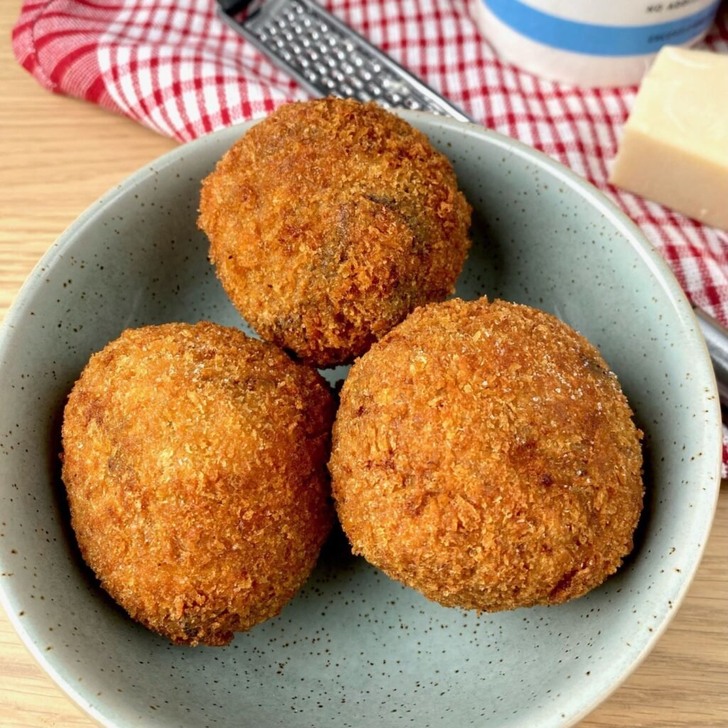 Deep Fried Risotto Balls