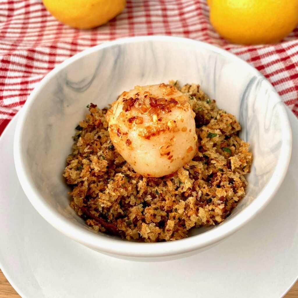 Fine dining Scallops with Garlic Butter Breadcrumbs