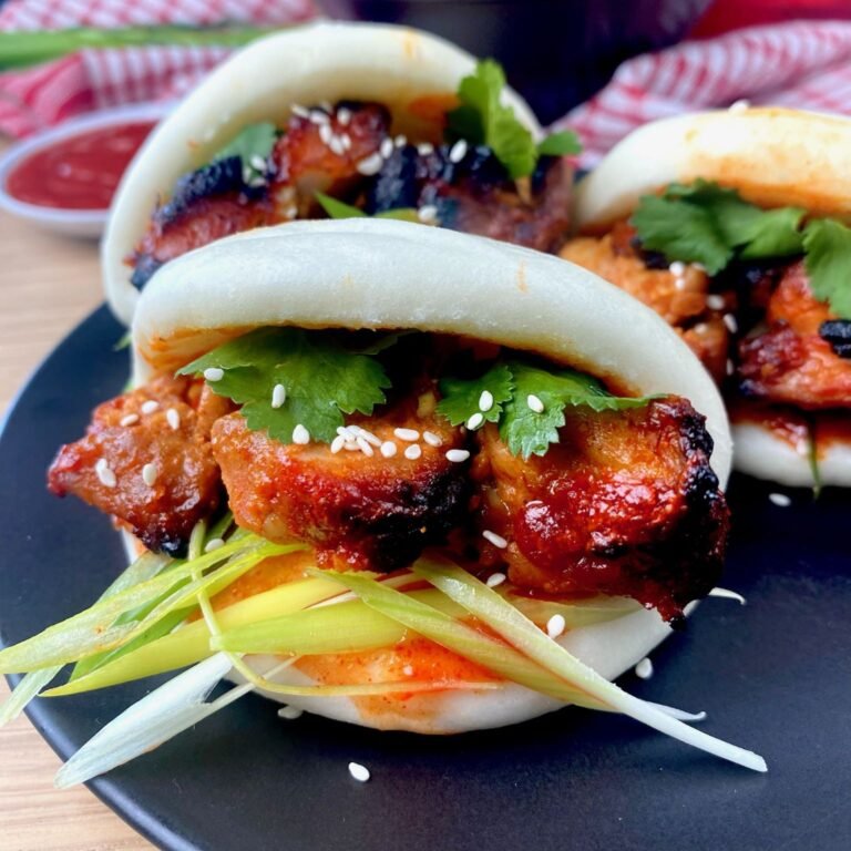 Spicy Korean Chicken Bao Buns