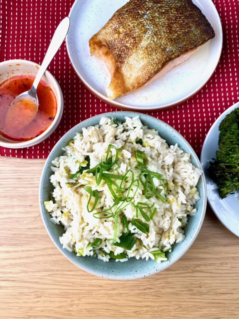 Steamed Scallion Rice with Salmon