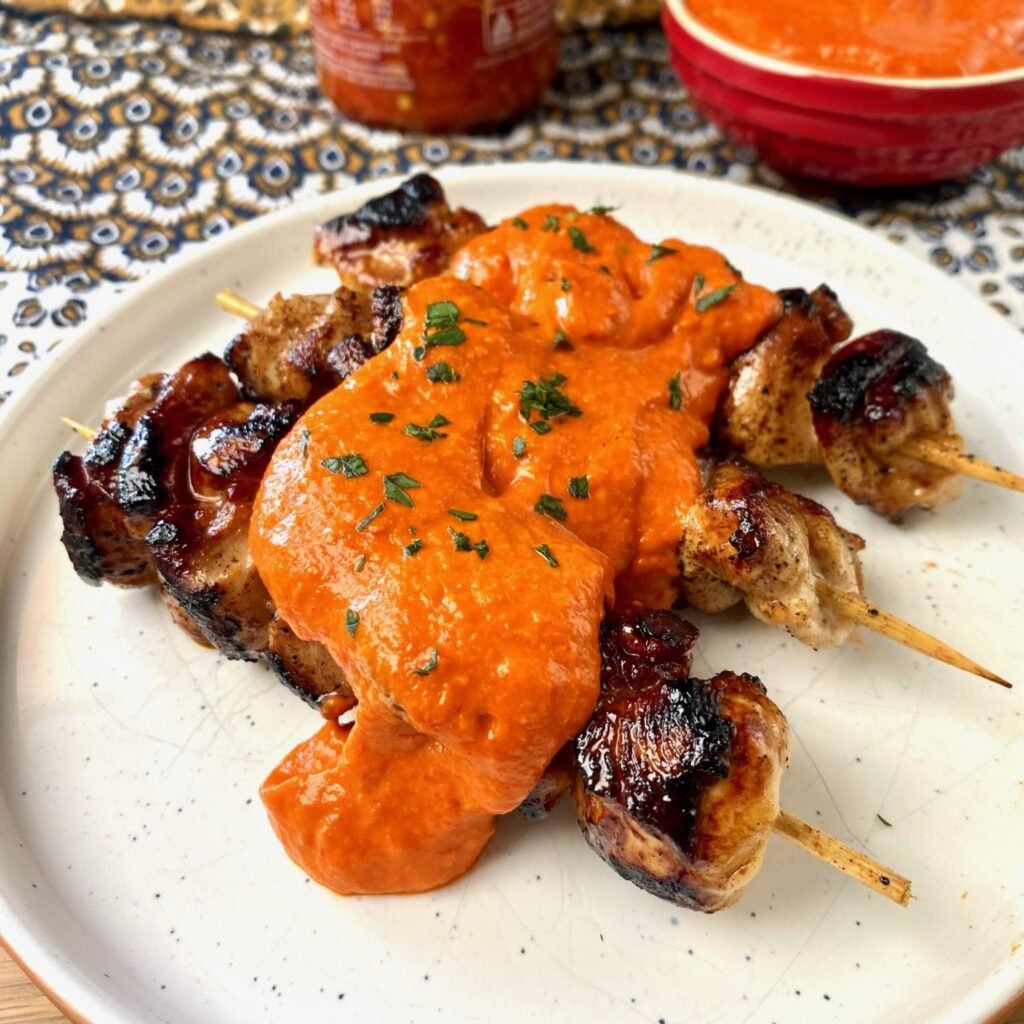 Chicken on Skewers with Spicy Sauce